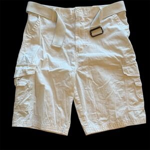 Beverly Hills Polo Club Mens White Cargo Shorts Size 32 (belt included) Casual